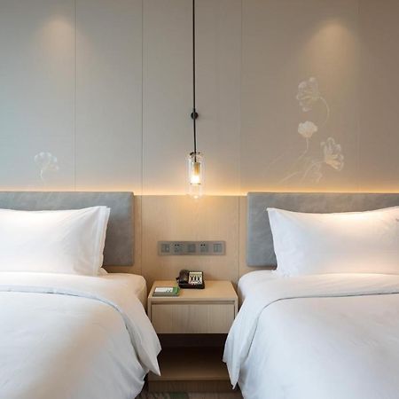 Holiday Inn Guiyang City Center By Ihg Bagian luar foto