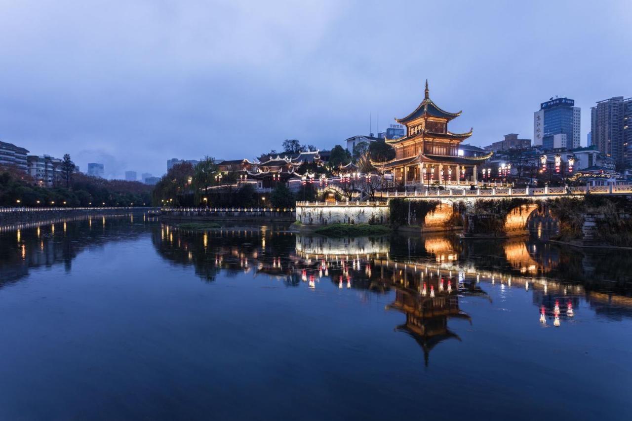 Holiday Inn Guiyang City Center By Ihg Bagian luar foto